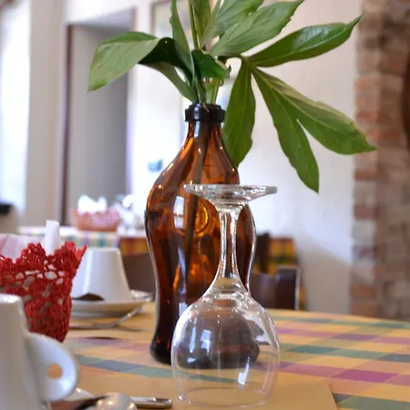 La Dolce Bed & Breakfast