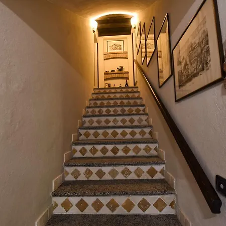 La Dolce 住宿加早餐酒店 3*